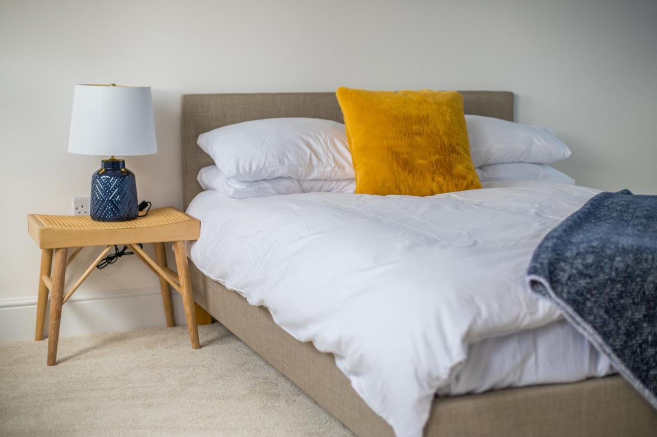 Appartement Amazing New 3 Double Bed House In Staple Hill! à Bristol Extérieur photo