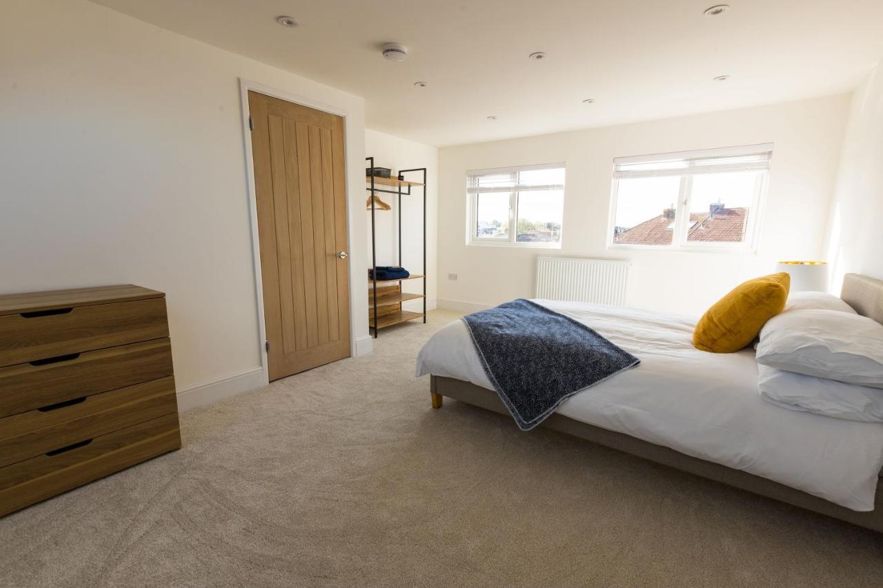 Appartement Amazing New 3 Double Bed House In Staple Hill! à Bristol Extérieur photo