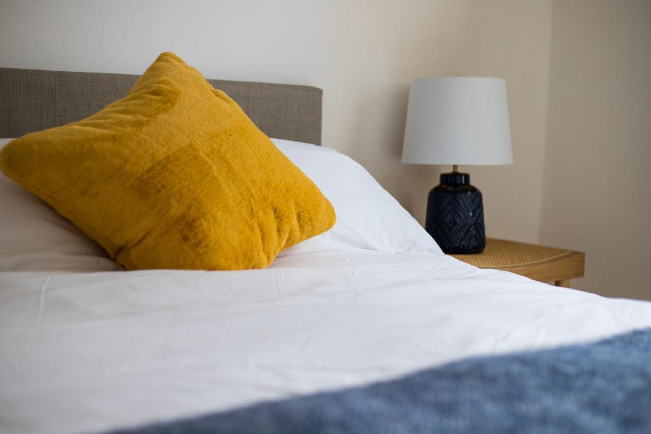 Appartement Amazing New 3 Double Bed House In Staple Hill! à Bristol Extérieur photo