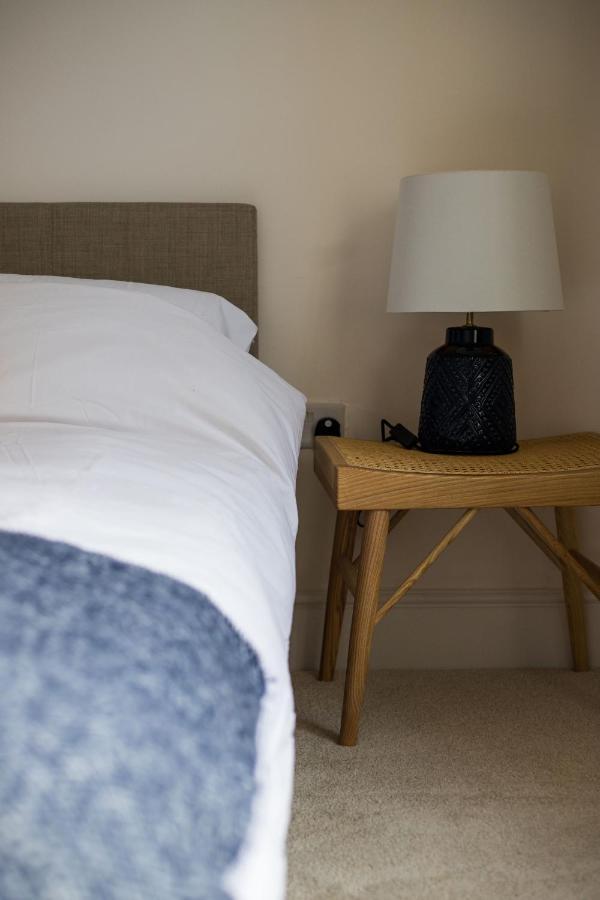 Appartement Amazing New 3 Double Bed House In Staple Hill! à Bristol Extérieur photo