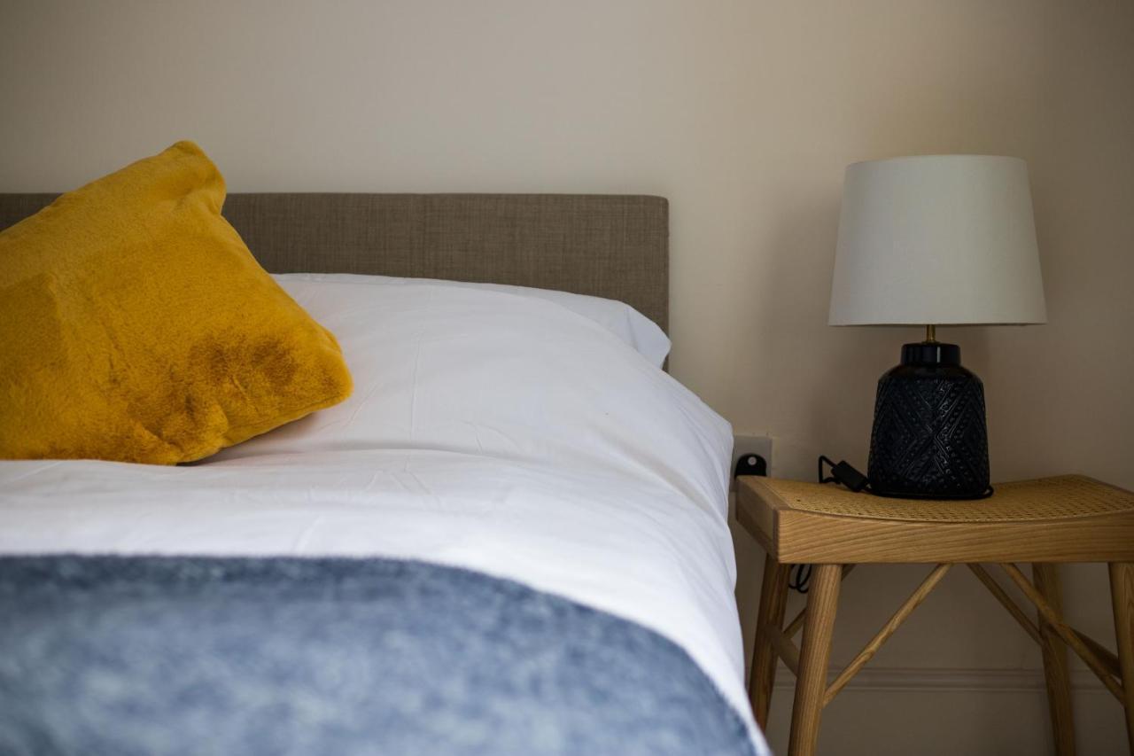Appartement Amazing New 3 Double Bed House In Staple Hill! à Bristol Extérieur photo